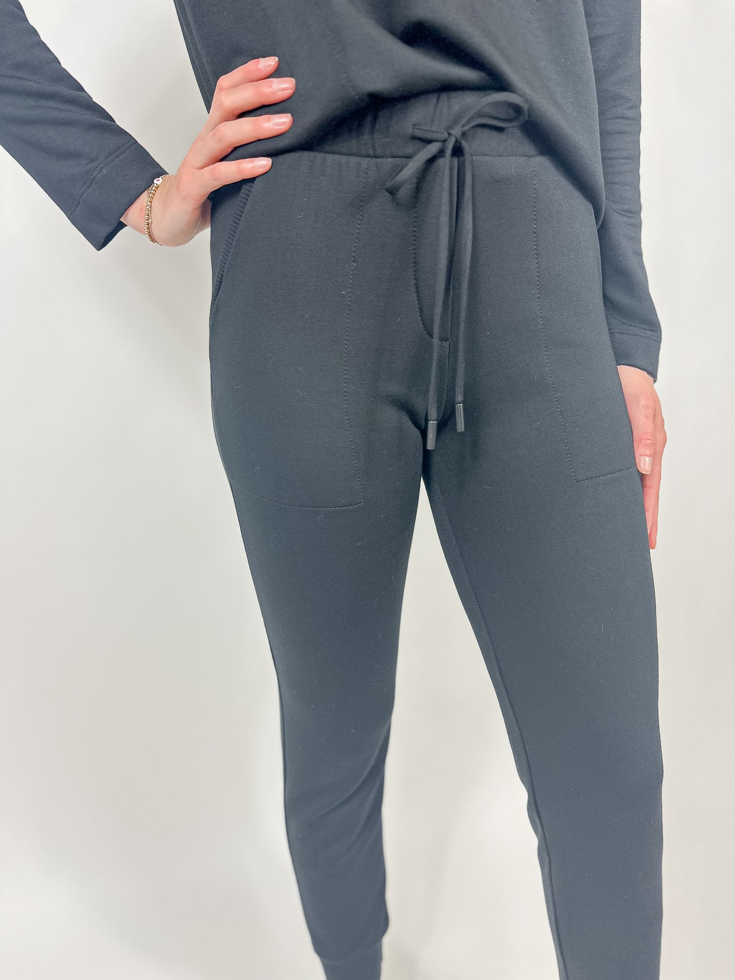 Callie Joggers - Black