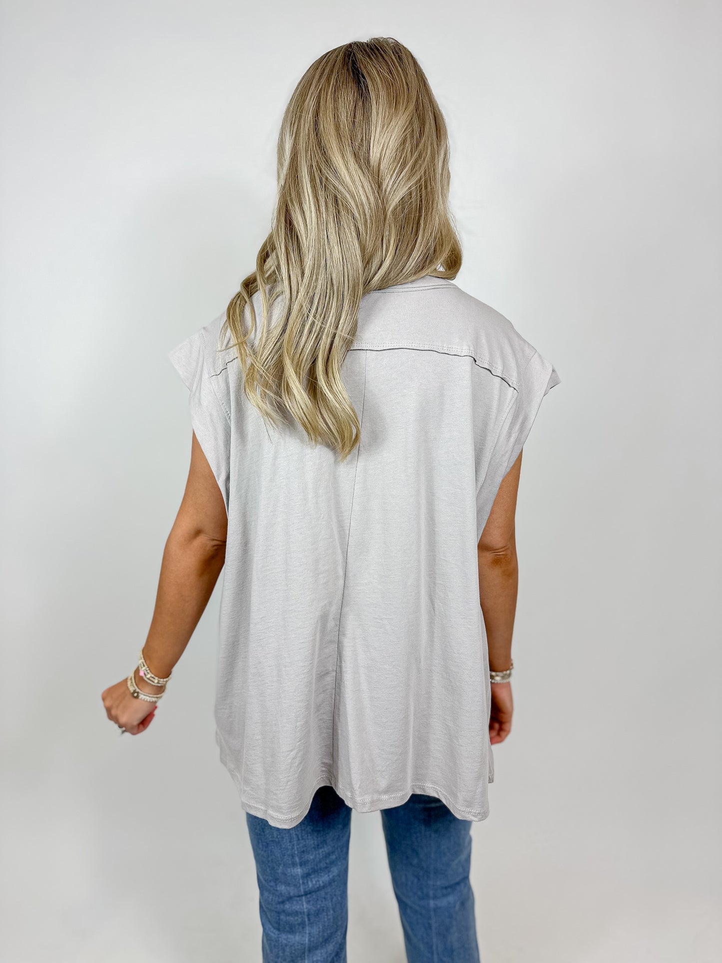 Claire Scoop Muscle Tee