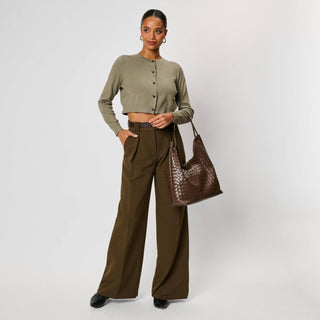 Ezia Hobo