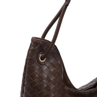 Ezia Hobo