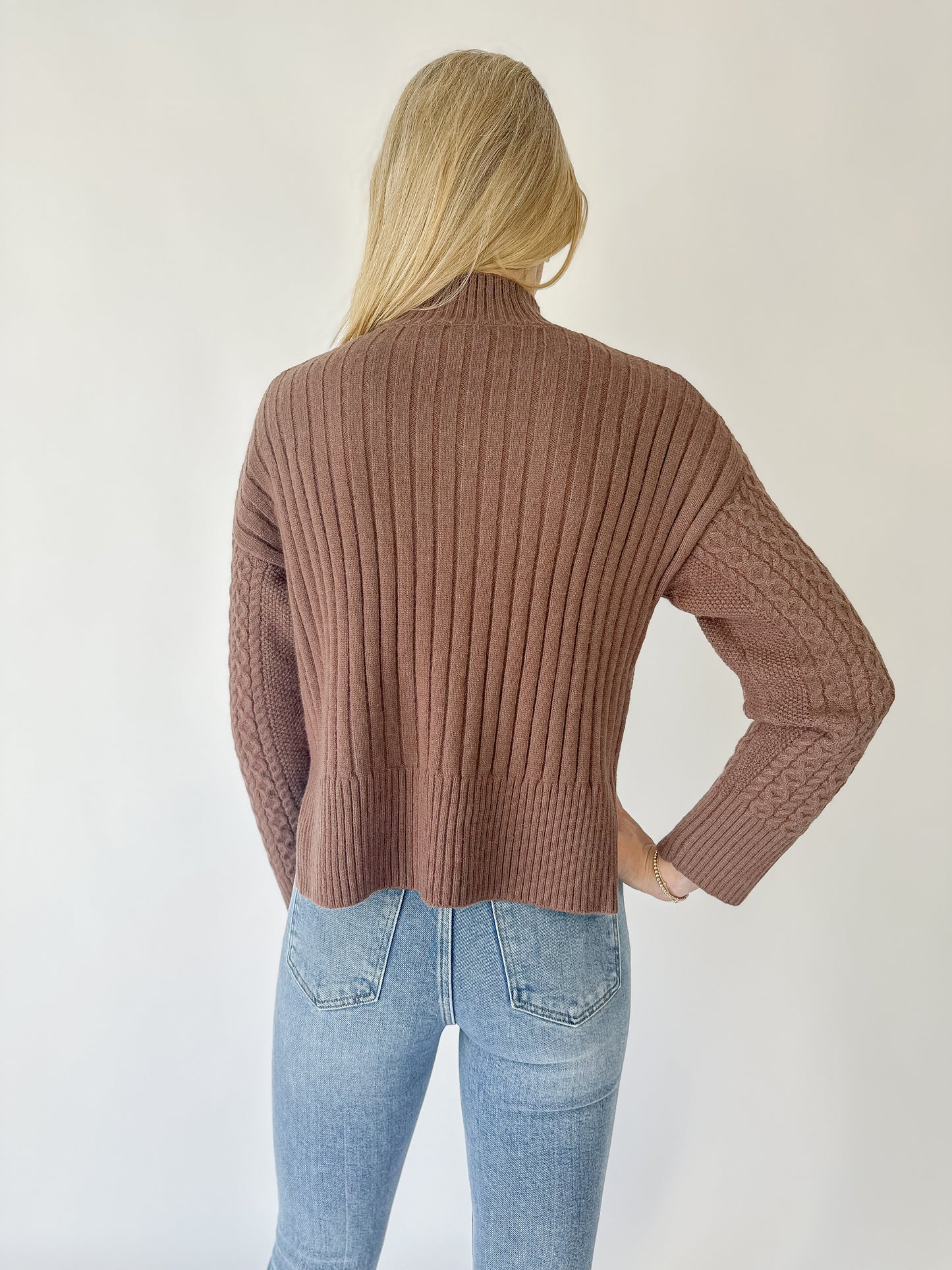 Liss Turtleneck Sweater