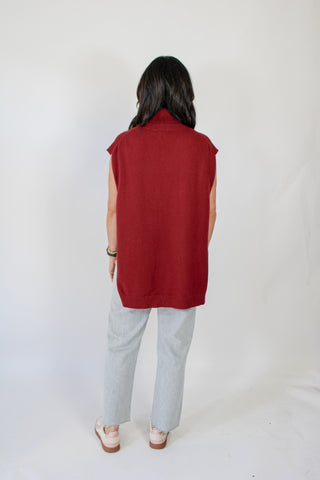 Hi-Lo Sleeveless Turtleneck Sweater - Burgundy