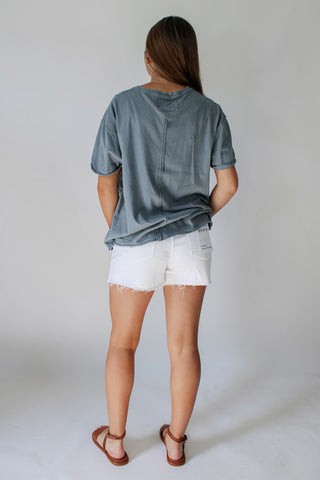 Nina Tee