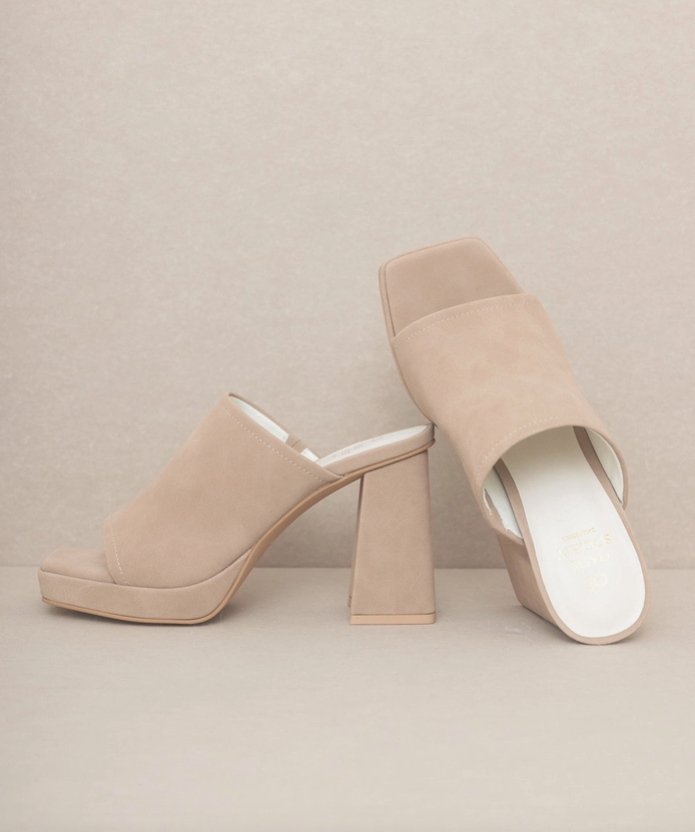 Vivienne Slip-On Heel