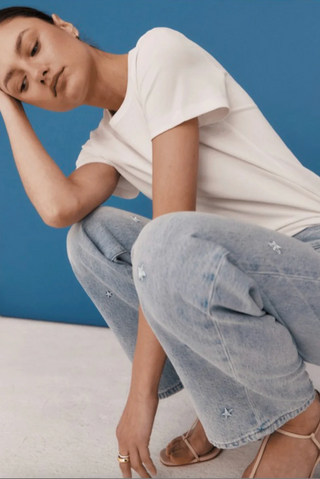 Lexi Mid-Rise Bowed Straight Denim - Stellar