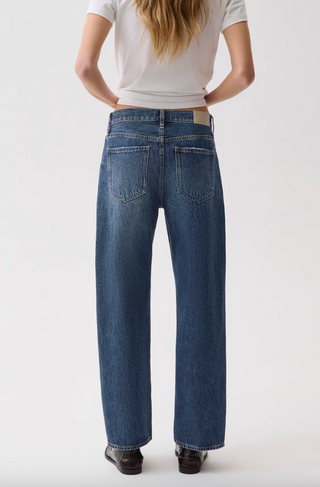 Lexi Mid-Rise Bowed Straight Denim - Distance